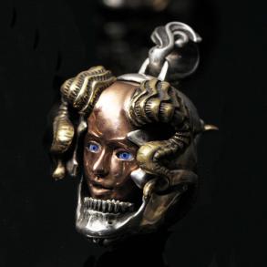 ≪BLIND RABBIT/ブラインドラビット≫Succubus Pendant Glass Eye