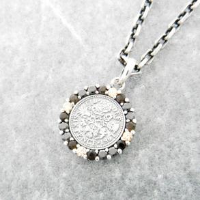 ≪AQUA　SILVER/アクアシルバー≫6ペンスコインペンダント/　ASP-240F(ゴールド,ブラウン,ブラック)