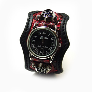 ≪アルテミスクラシック≫レッドパイソンブレスウォッチ